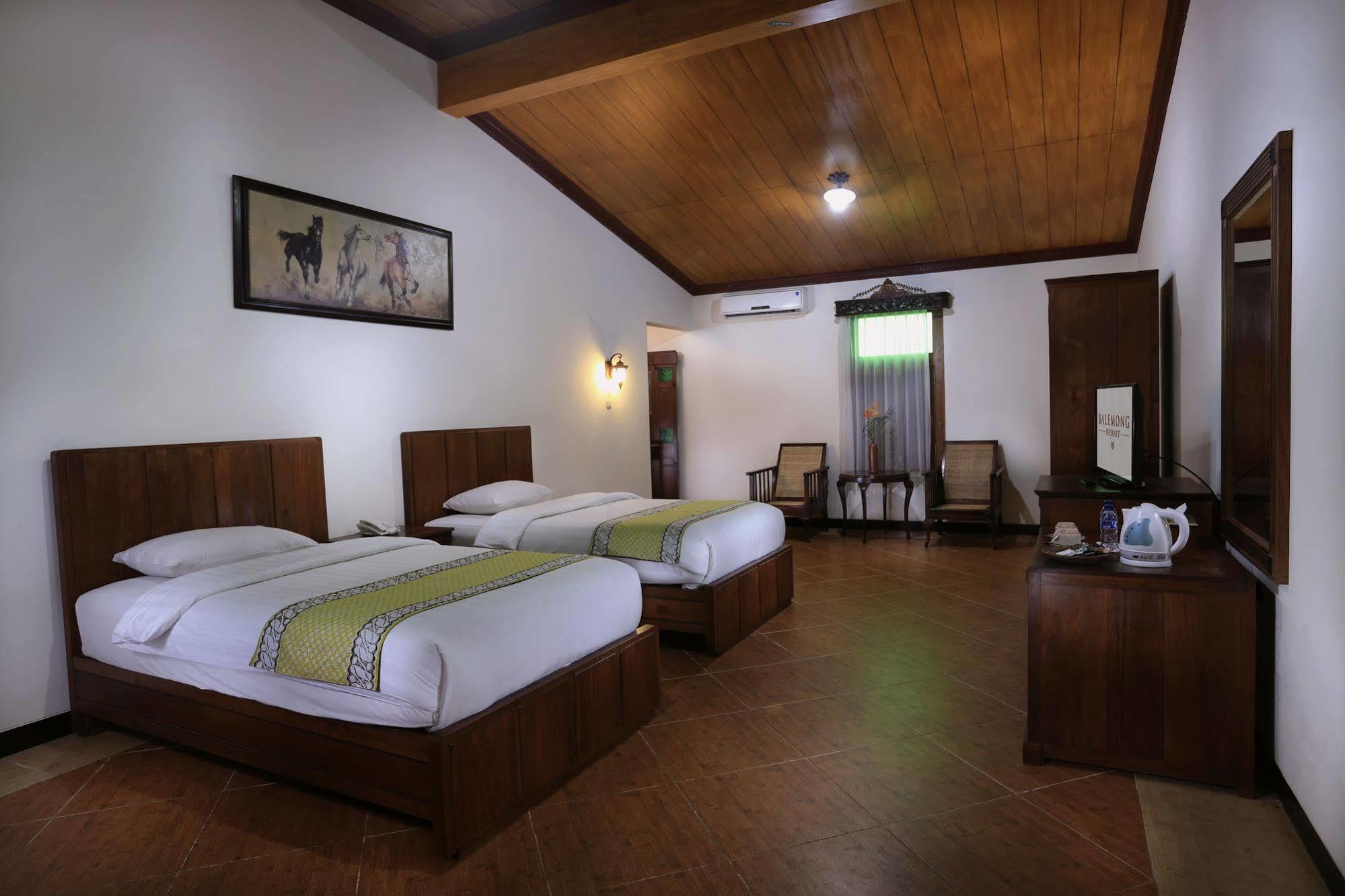 Melva Balemong Hotel Ungaran Buitenkant foto