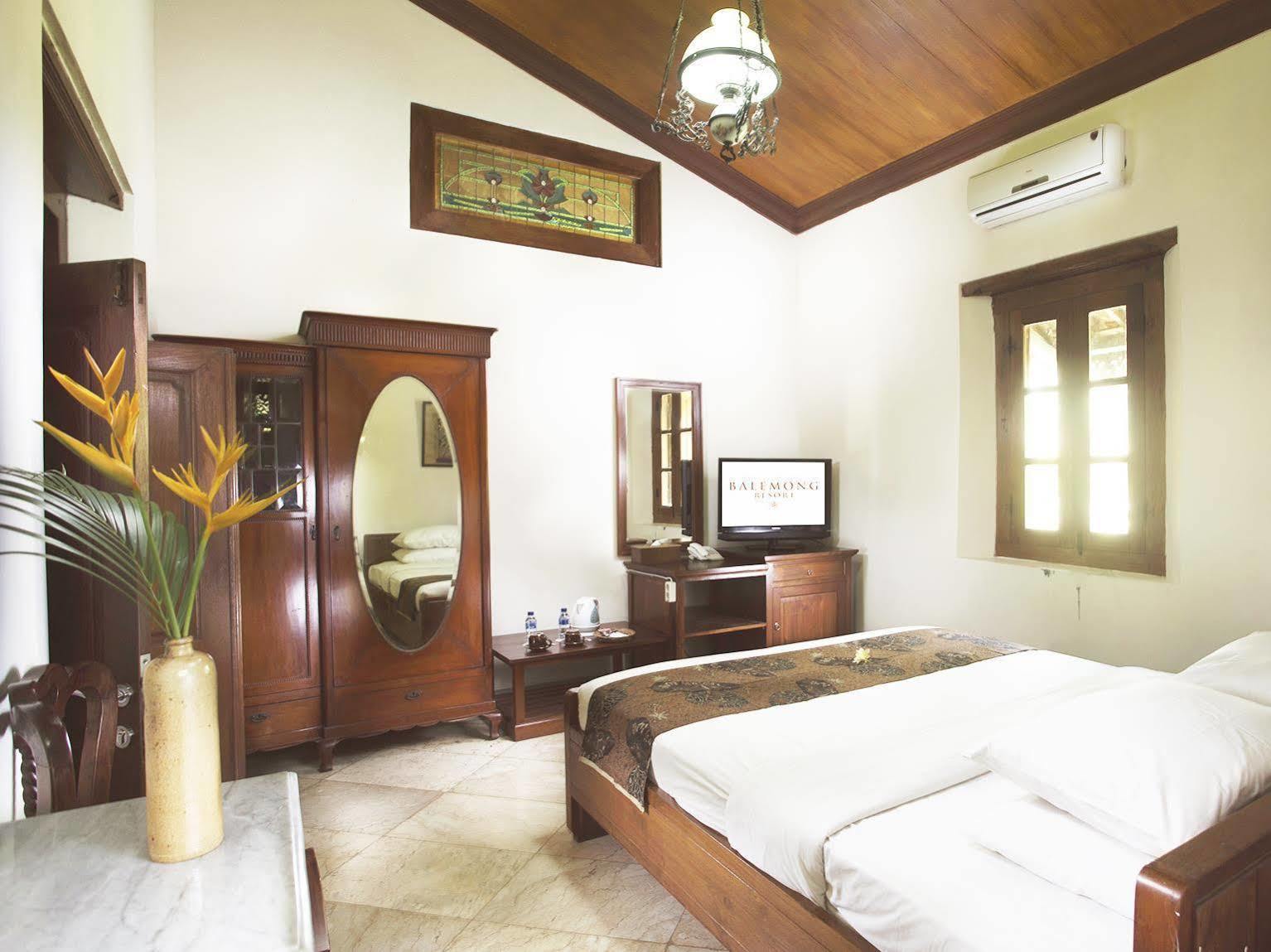 Melva Balemong Hotel Ungaran Buitenkant foto