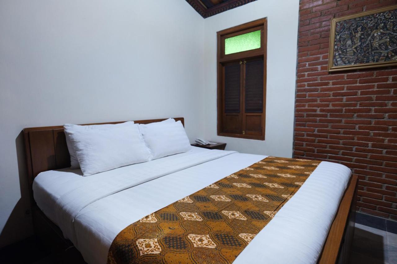 Melva Balemong Hotel Ungaran Buitenkant foto